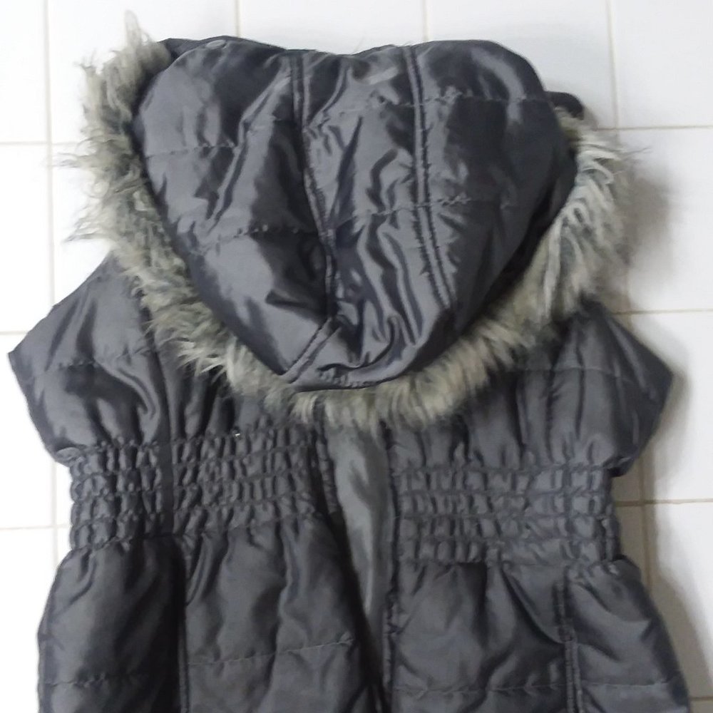 No sleeve ski jacket
